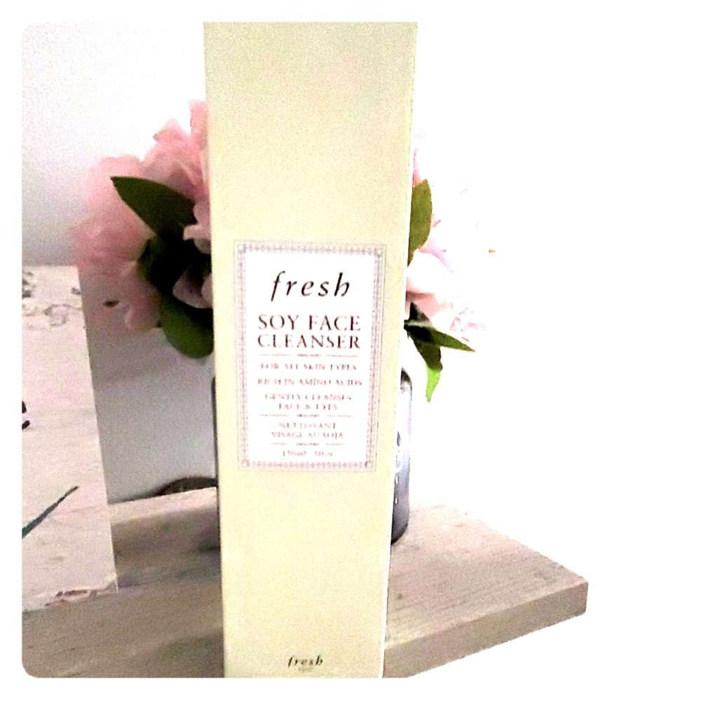 Fresh Soy Face Cleanser